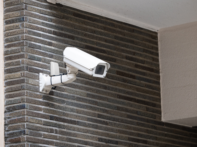 株式会社プラスマイナス